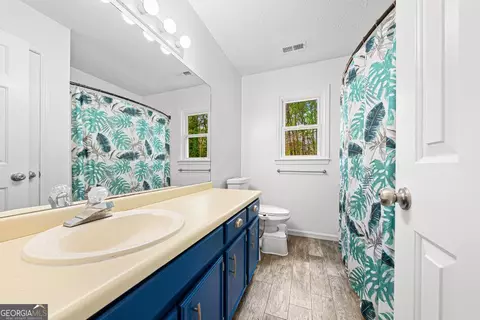Bath - 761 Winnbrook Dr, Dacula, GA 30019 photo 1 of 3