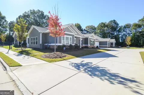 2562 Rathburn Cir, Loganville, GA 30052