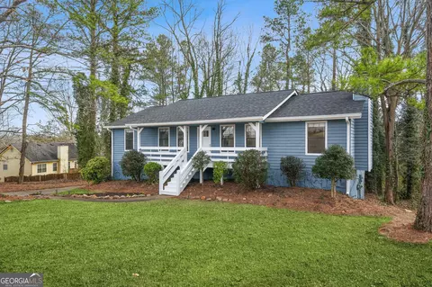 6595 Oakwood Dr, Douglasville, GA 30135