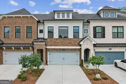 240 Walker Ave, Roswell, GA 30076