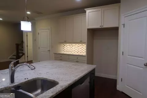 Kitchen - 4334 Bellview Ln, Duluth, GA 30097 photo 2 of 4