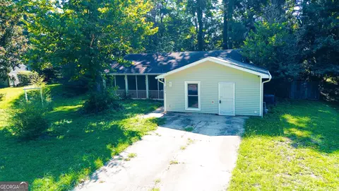 8846 Wesley Pl, Jonesboro, GA 30238