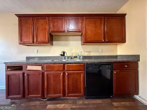 Kitchen - 1426 Arbor Place Dr, Morrow, GA 30260 photo 1 of 2