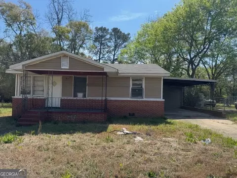107 Benjamin St, Fort Valley, GA 31030