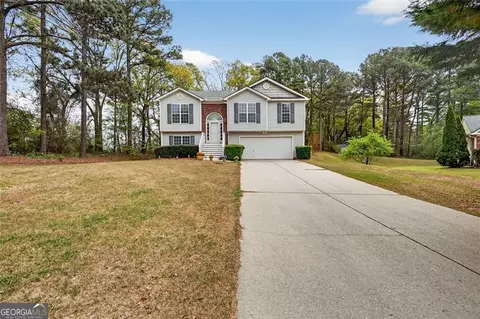 397 E Sycamore Dr, Winder, GA 30680