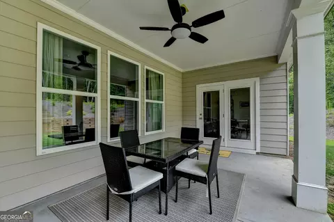 Exterior - 2129 Charmond Dr, Monroe, GA 30656 photo 4 of 11
