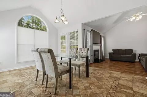 Dining - 312 Preakness Dr, Lagrange, GA 30240 photo 2 of 2