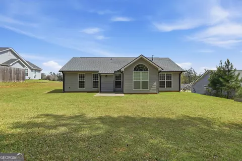 Exterior - 312 Preakness Dr, Lagrange, GA 30240 photo 4 of 4