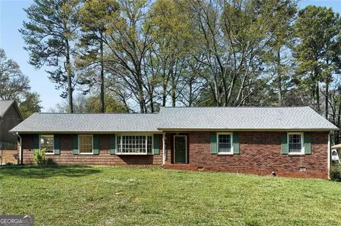 1661 Huntington Dr, Marietta, GA 30066