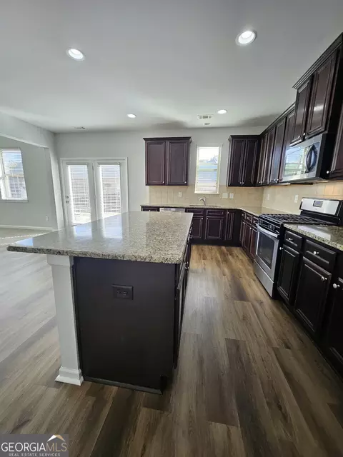 Kitchen - 500 Mabry Pl, Grayson, GA 30017 photo 1 of 2