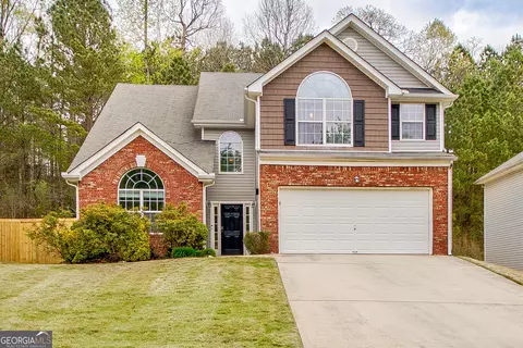 77 Saint Charles Pl, Sharpsburg, GA 30277