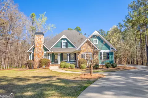 300 Pebble Hollow Dr, Milledgeville, GA 31061