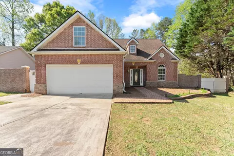 543 Windsong Lake Dr, Commerce, GA 30529