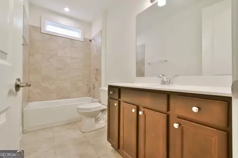 Bath - 30 Geneva Way, Hoschton, GA 30548 photo 2 of 2
