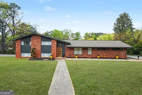 4233 Palm Springs Dr, East Point, GA 30344