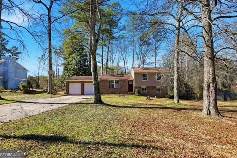 3579 Bramblevine Cir, Lithonia, GA 30038