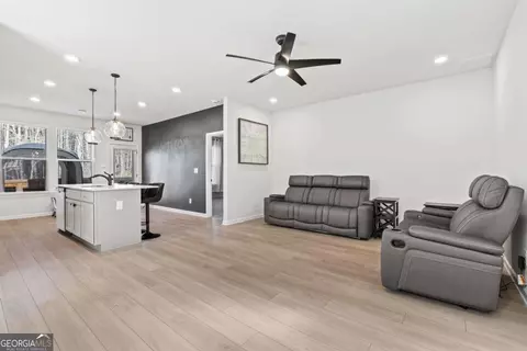 Entry Way - 165 Tulip Dr, Covington, GA 30016 photo 5 of 14