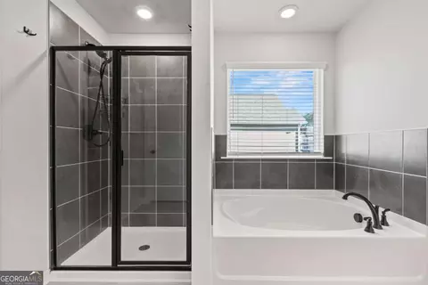 Bath - 165 Tulip Dr, Covington, GA 30016 photo 1 of 2