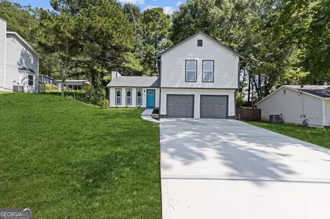 849 Cadet Ct NW, Lilburn, GA 30047