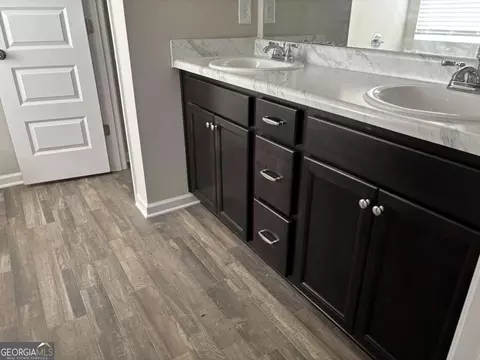 Entry Way - 2217 Hastings Manor Ct, Hampton, GA 30228 photo 5 of 8