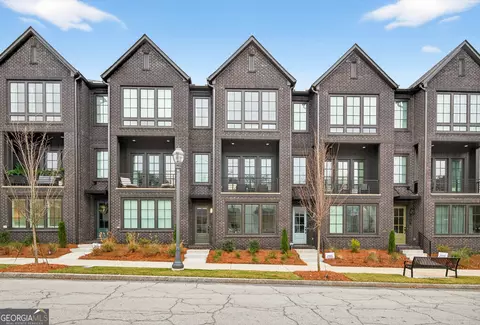 2641 Mackintosh Ct, Brookhaven, GA 30319