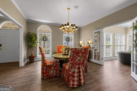 Dining - 102 Canterbury Dr, Lagrange, GA 30241 photo 2 of 2