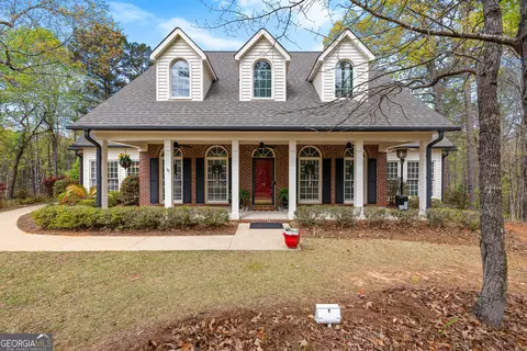 Exterior - 102 Canterbury Dr, Lagrange, GA 30241 photo 12 of 12