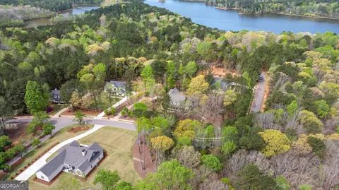 View/Area - 102 Canterbury Dr, Lagrange, GA 30241 photo 9 of 11