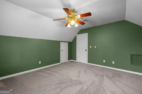 Bedroom - 102 Canterbury Dr, Lagrange, GA 30241 photo 8 of 10