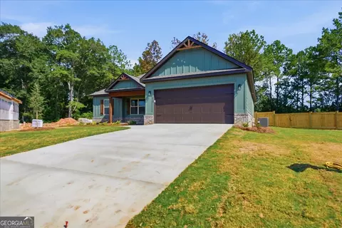 215 Hampton Chase, Perry, GA 31069 photo 3