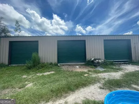 391 South Frks, Screven, GA 31560