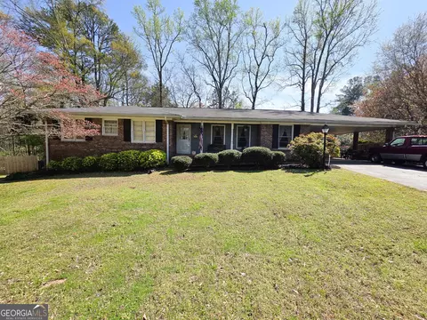300 Pine Valley Dr, Alpharetta, GA 30009