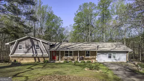 672 Thomas Rd, Waco, GA 30182