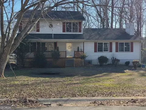 125 Bob White Dr, Stockbridge, GA 30281