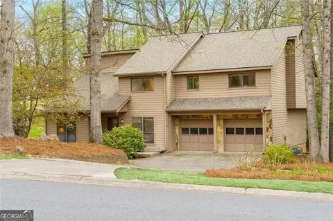 2252 Chimney Springs Dr, Marietta, GA 30062