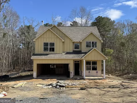 166 Country World Dr, Macon, GA 31211