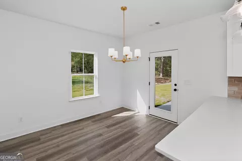 Dining - 1229 Chappel Mill Rd, Jackson, GA 30233 photo 1 of 1