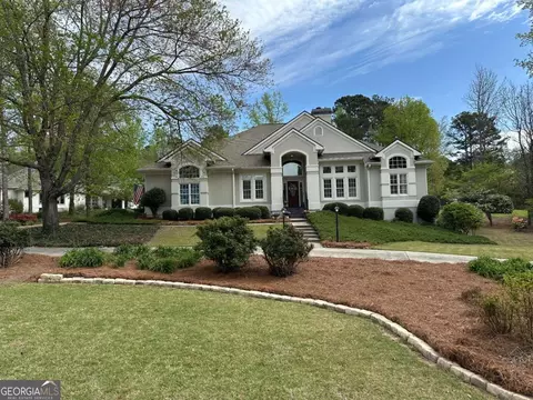 218 Hidden Lakes Dr, Carrollton, GA 30116