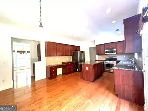Kitchen - 715 Earlham Dr, Suwanee, GA 30024 photo 1 of 6