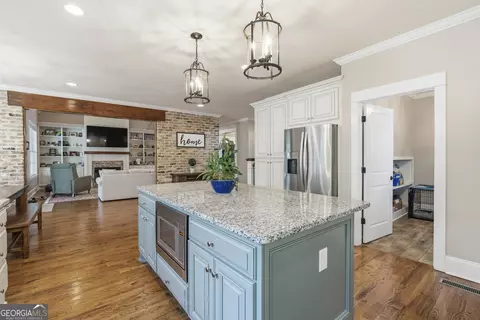 Kitchen - 151 Kyndal Ln, Forsyth, GA 31029 photo 5 of 10