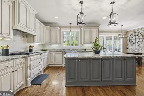 Kitchen - 151 Kyndal Ln, Forsyth, GA 31029 photo 9 of 10