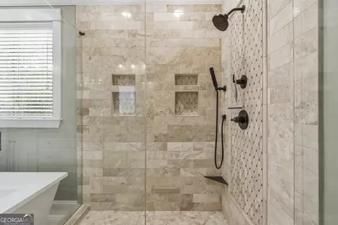 Bath - 151 Kyndal Ln, Forsyth, GA 31029 photo 3 of 11