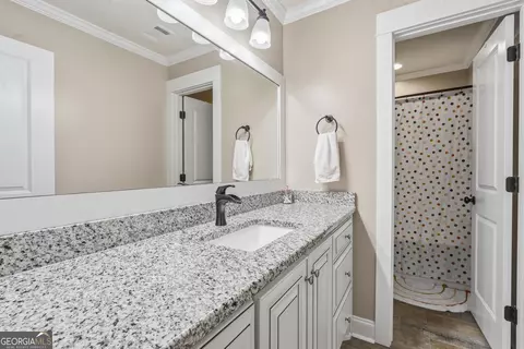 Bath - 151 Kyndal Ln, Forsyth, GA 31029 photo 9 of 11