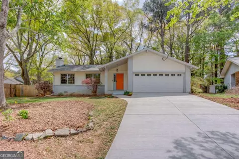 3141 Bomar Forest Pl, Decatur, GA 30033