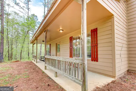 Exterior - 1000 N State Line Rd, Lagrange, GA 30240 photo 9 of 15
