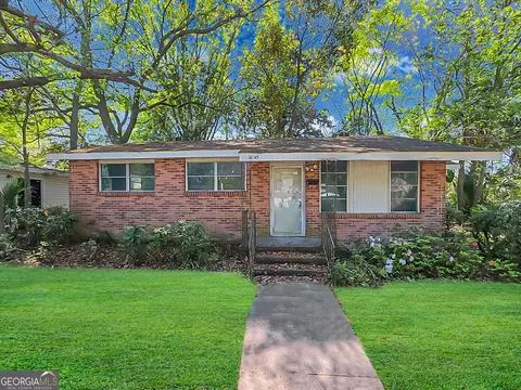 2045 E 42nd St, Savannah, GA 31404
