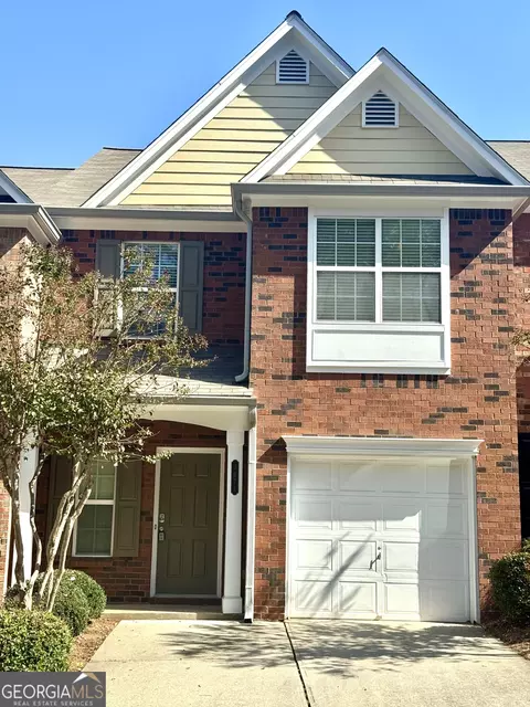 3871 Pleasant Oaks Dr, Lawrenceville, GA 30044