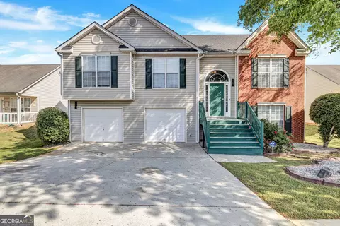 3322 Waggoner Pl, Rex, GA 30273