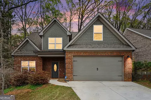 204 Towns Walk Dr, Athens, GA 30606