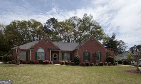 1760 Heatherstone Holw, Conyers, GA 30013